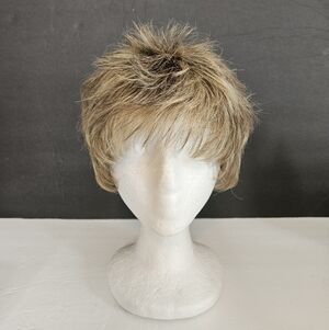 Raquel Welch Short Blonde with Brown Highlights Stylish Women's Wig